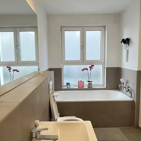 Ihr Exklusiver Rueckzugsort - Luxurioes Wohnen - Entspannen