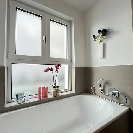 Ihr Exklusiver Rueckzugsort - Luxurioes Wohnen - Entspannen